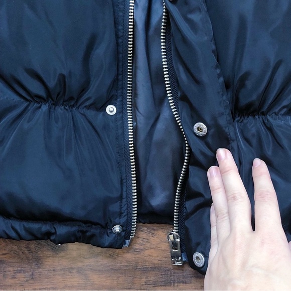 UNIF x Urban Outfitters • Certa Quilted Black Jacket puffer cropped oversized - Picture 5 of 11